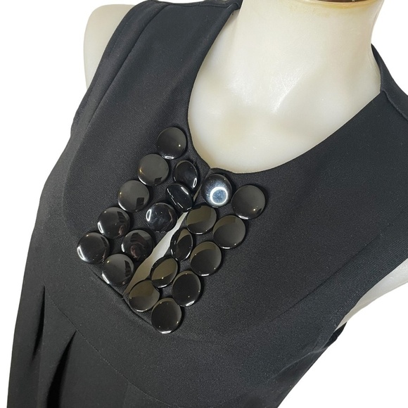 Sleeveless Retro Inspired Dress 🖤 - Picture 6 of 11